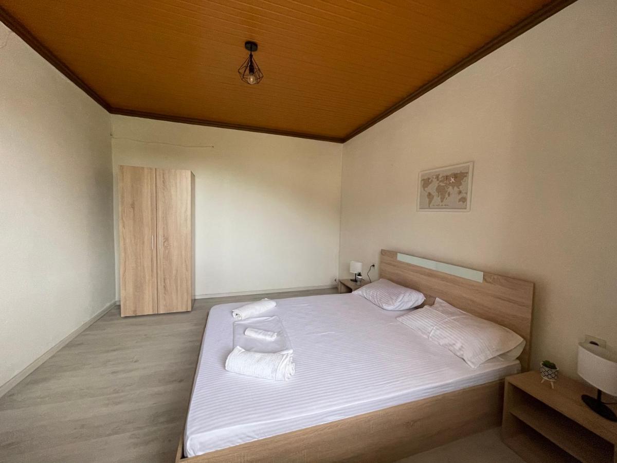 Aristotelis Apartments Nea Karvali Luaran gambar